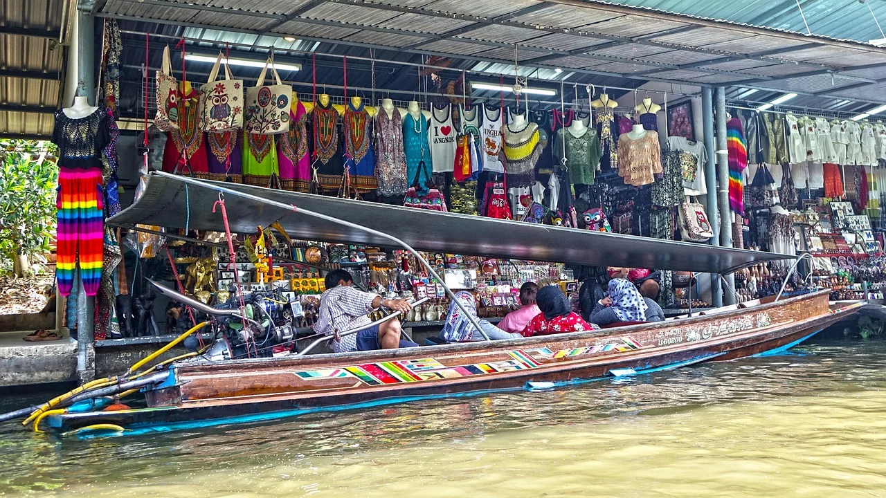 Marché flottant de Damnoen Saduak